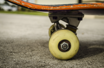 What is a skateboard wheel bite - 5 basic reasons